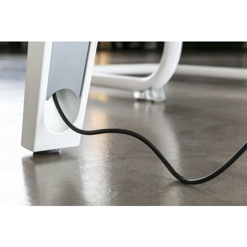 Thonet Thonet 1500 en Thonet 1510 tafels Thonet Thonet 1500 en Thonet 1510 tafels