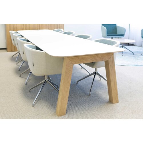 Conceptual Conceptual Cameo stoel Conceptual Conceptual Cameo stoel