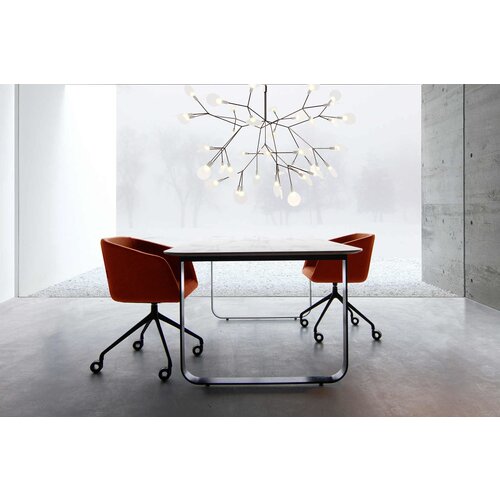 Conceptual Conceptual Cameo stoel Conceptual Conceptual Cameo stoel