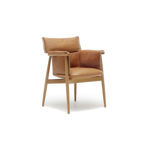 Carl Hansen & Søn Carl Hansen & Søn Embrace Chair Carl Hansen & Søn Carl Hansen & Søn Embrace Chair