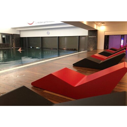 Coat 14 Coat 14 Daybed Coat 14 Coat 14 Daybed