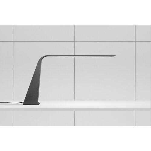 Ateljé Lyktan Ateljé Lyktan Kiwi bureaulamp minimalistisch Scandinavisch design Ateljé Lyktan Ateljé Lyktan Kiwi bureaulamp minimalistisch Scandinavisch design