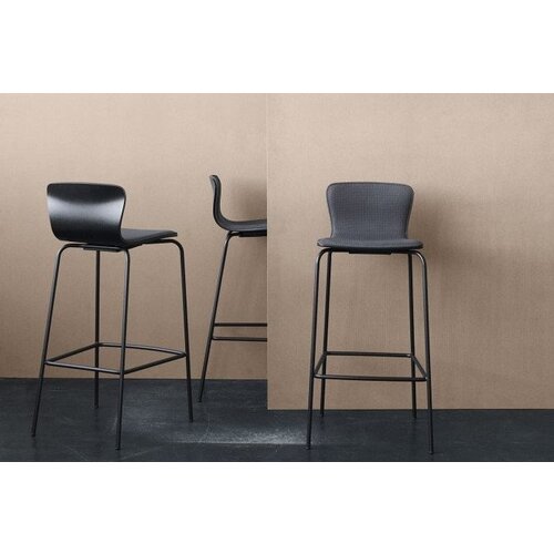 Magnus Olesen Magnus Olesen Butterfly kruk Magnus Olesen Magnus Olesen Butterfly kruk