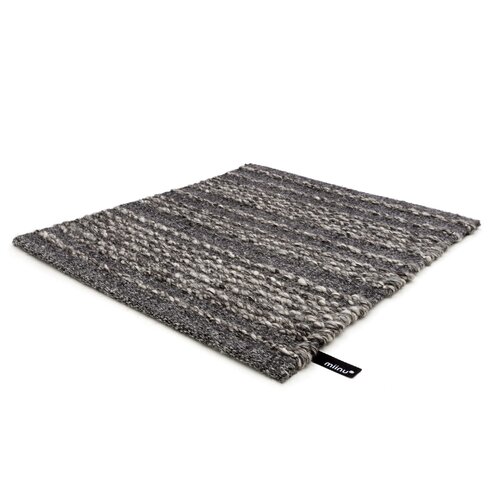 Miinu Miinu MNU 22 en MNU 44 karpetten | tapijt Miinu Miinu MNU 22 en MNU 44 karpetten | tapijt