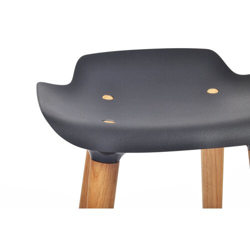 Quinze and Milan Quinze and Milan Pilot kruk Quinze and Milan Quinze and Milan Pilot kruk