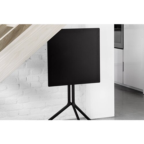 Kristalia Kristalia Poule tafel Kristalia Kristalia Poule tafel