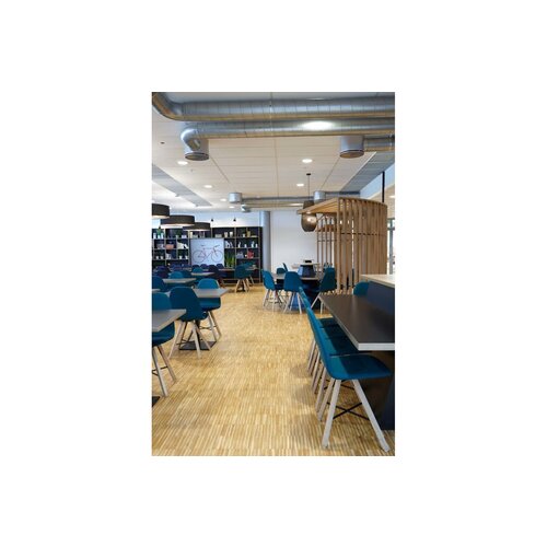 Spoinq Spoinq Square stoel Spoinq Spoinq Square stoel