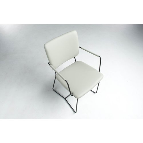 Bert Plantagie Bert Plantagie Kiko stoel Bert Plantagie Bert Plantagie Kiko stoel