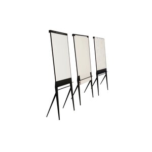 Studio VIX Studio VIX Struis design bord Studio VIX Studio VIX Struis design bord