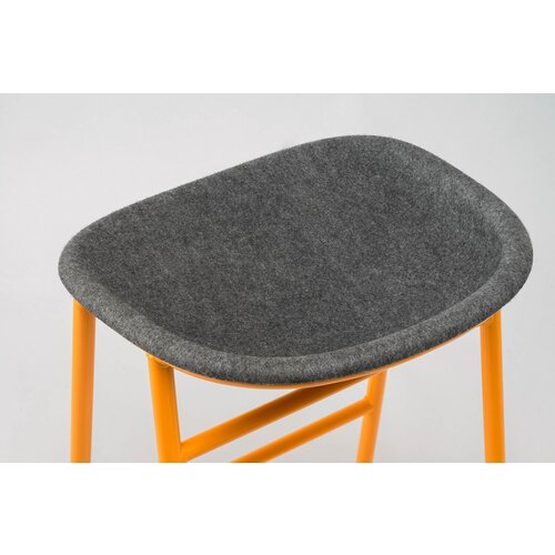 De Vorm De Vorm LJ 3 barkruk De Vorm De Vorm LJ 3 barkruk