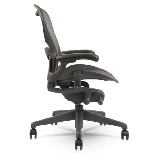 Refurbished Aeron Remastered Herman Miller Chair (Graphite) Refurbished Aeron Remastered Herman Miller Chair (Graphite)