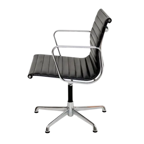 Vitra Refurbished Vitra EA 108 Aluminium Leather Chair